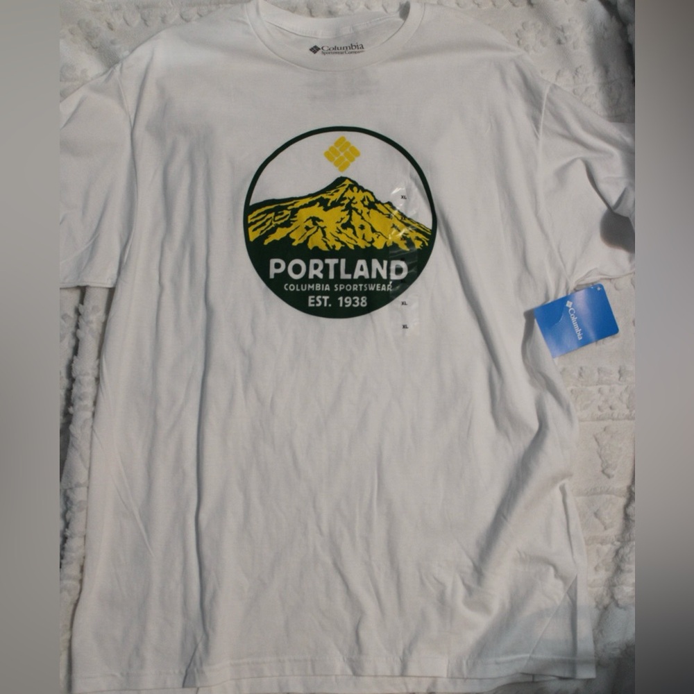 Columbia White Graphic Tee